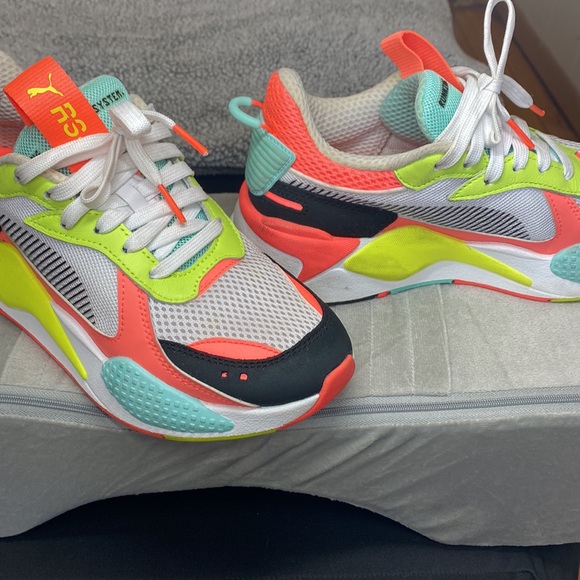 Puma sneakers - Picture 2 of 4